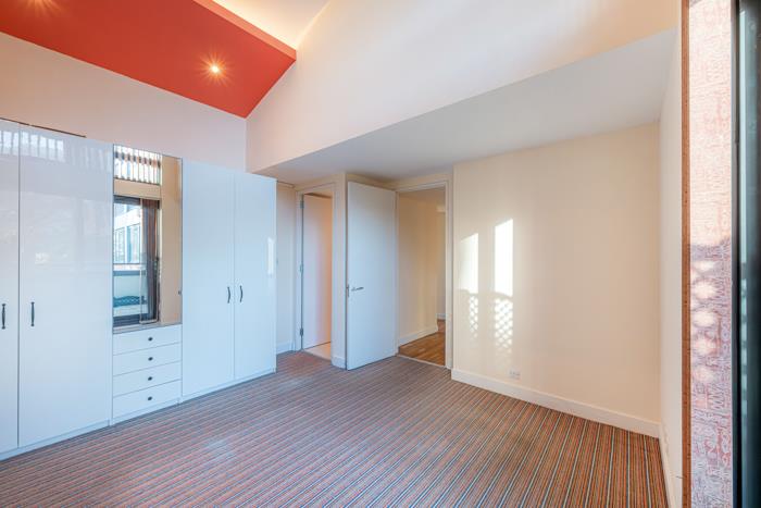 2 bed property in City Road, London